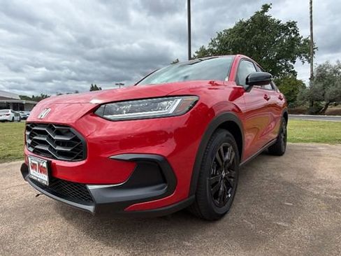 New 2027 Honda HR-V Sport image 9