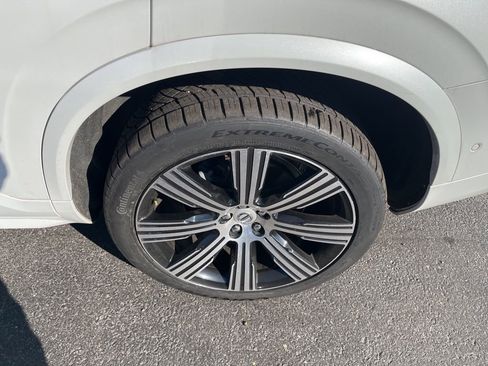 Used 2022 Volvo XC90 T6 Inscription w/ Advanced Package image 32