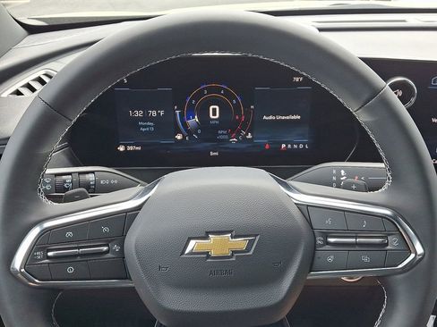 New 2026 Chevrolet Traverse LT FWD image 9