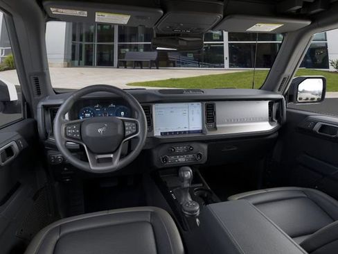 New 2026 Ford Bronco Outer Banks image 9