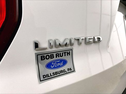 Used 2017 Ford Explorer Limited w/ Equipment Group 301A image 13