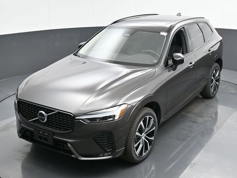 New 2025 Volvo XC60 B5 Plus w/ Protection Package Premier image 35