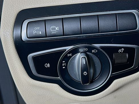 Used 2018 Mercedes-Benz GLC 300 image 17