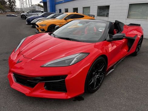 Used 2024 Chevrolet Corvette Z06 w/ Stealth Interior Trim Package image 11