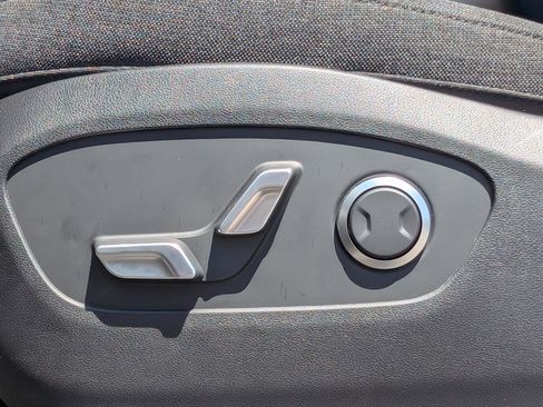 New 2026 Hyundai Ioniq 9 SE image 14