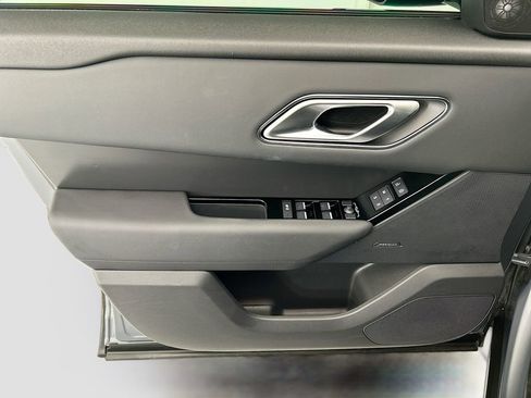 Used 2026 Land Rover Range Rover Velar S AWD/4WD image 23
