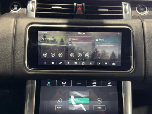 Used 2020 Land Rover Range Rover Sport HSE image 31