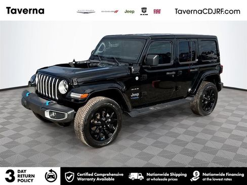 Used 2022 Jeep Wrangler Unlimited Sahara w/ Cold Weather Group AWD/4WD image 1