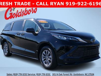 Used 2024 Toyota Sienna LE