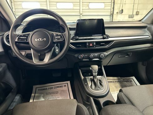 Used 2024 Kia Forte LXS FWD image 4
