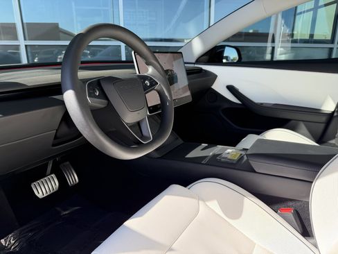 Used 2024 Tesla Model 3 Performance image 35