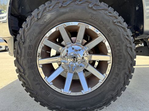 Used 2015 Ford F250 Lariat w/ Lariat Ultimate Package image 4