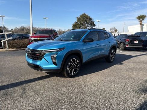 New 2026 Chevrolet Trax RS w/ Driver Confidence Package image 2