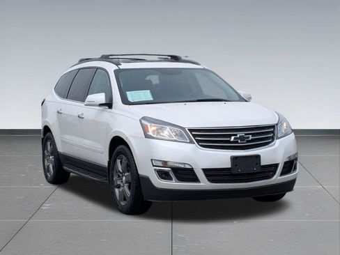 Used 2017 Chevrolet Traverse LT AWD/4WD image 8