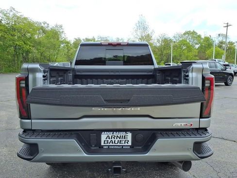 New 2026 GMC Sierra 2500 AT4 w/ Technology Package AWD/4WD image 30