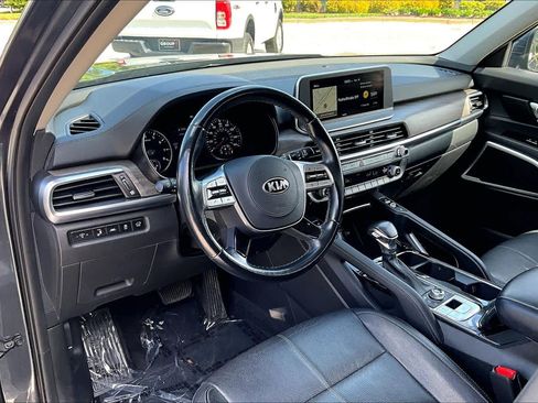 Used 2021 Kia Telluride EX w/ EX Premium Package AWD/4WD image 30