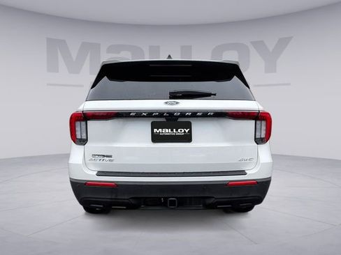 Certified 2025 Ford Explorer Active AWD/4WD image 4