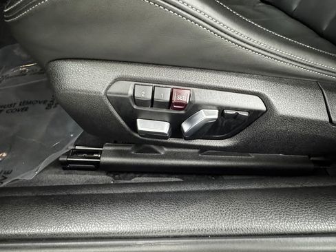 Used 2020 BMW M4 CS w/ Executive Package image 29