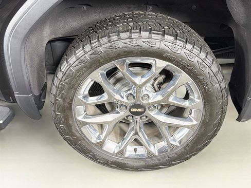 Used 2020 GMC Sierra 1500 Denali w/ Driver Alert Package II AWD/4WD image 36