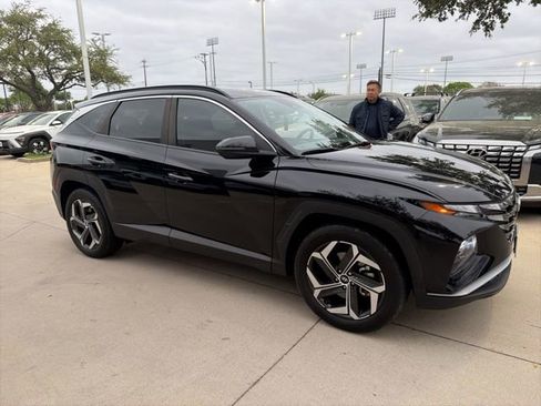 Used 2023 Hyundai Tucson SEL w/ Convenience Package image 2