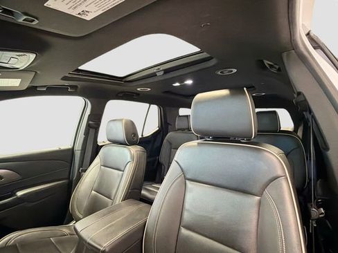 Certified 2022 Chevrolet Traverse Premier image 21