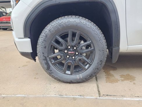 New 2026 GMC Sierra 1500 Elevation image 52