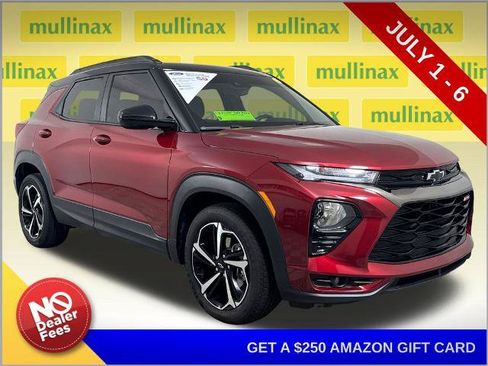 Used 2022 Chevrolet TrailBlazer RS FWD image 1