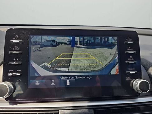 Used 2022 Honda Accord LX image 27