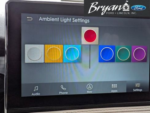 Used 2022 Lincoln Corsair AWD w/ Premium Package image 26