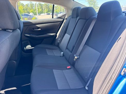 Used 2022 Nissan Sentra SV FWD image 31