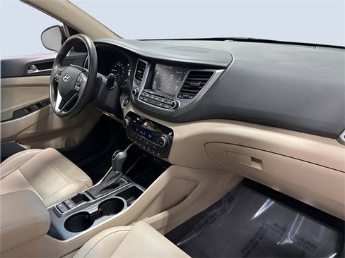 Used 2016 Hyundai Tucson Limited w/ Option Group 03 image 12