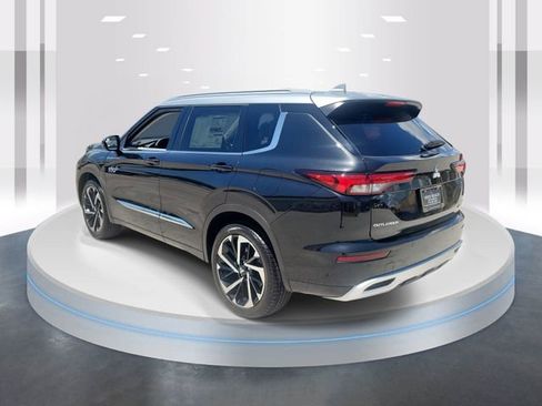 New 2025 Mitsubishi Outlander SEL image 3