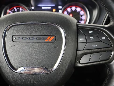 Used 2021 Dodge Challenger SXT RWD image 10