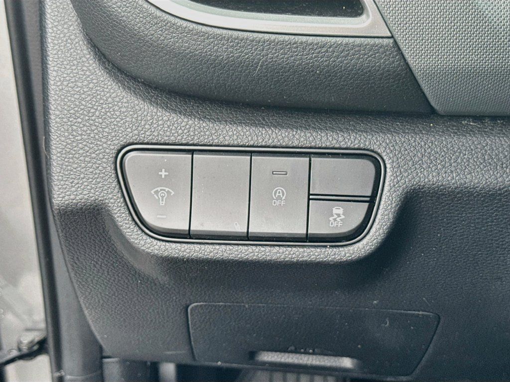 Certified 2024 Kia Seltos LX AWD/4WD image 13