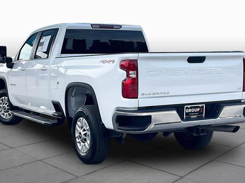 Used 2025 Chevrolet Silverado 2500 LT w/ Convenience Package image 12