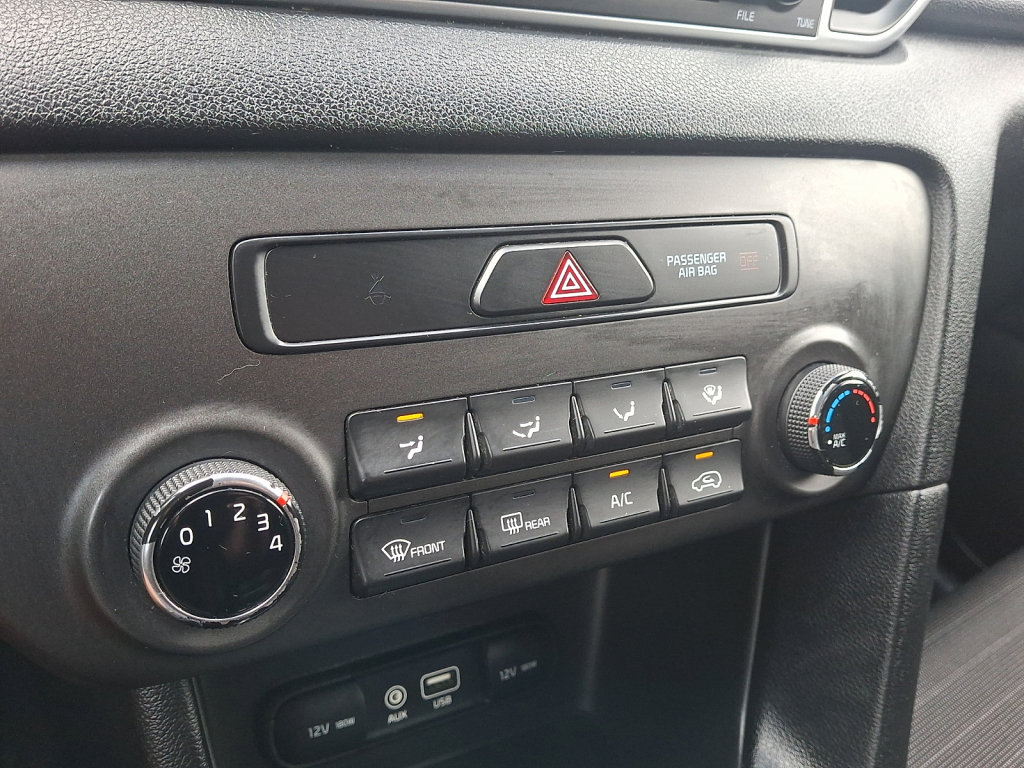 Used 2018 Kia Sportage LX AWD/4WD image 29