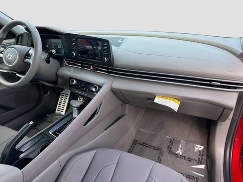 Certified 2026 Hyundai Elantra Sport FWD image 27