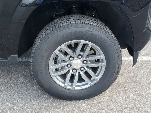 New 2025 Chevrolet Colorado W/T w/ WT Convenience Package II image 6