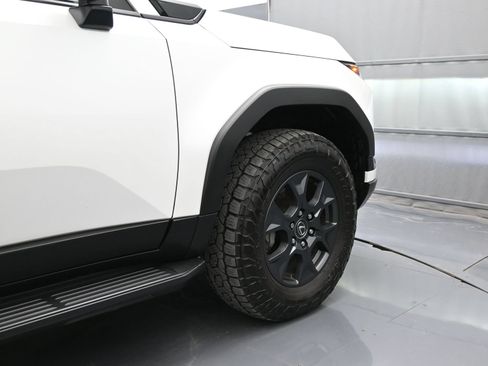 Used 2024 Lexus GX 550 AWD/4WD image 43