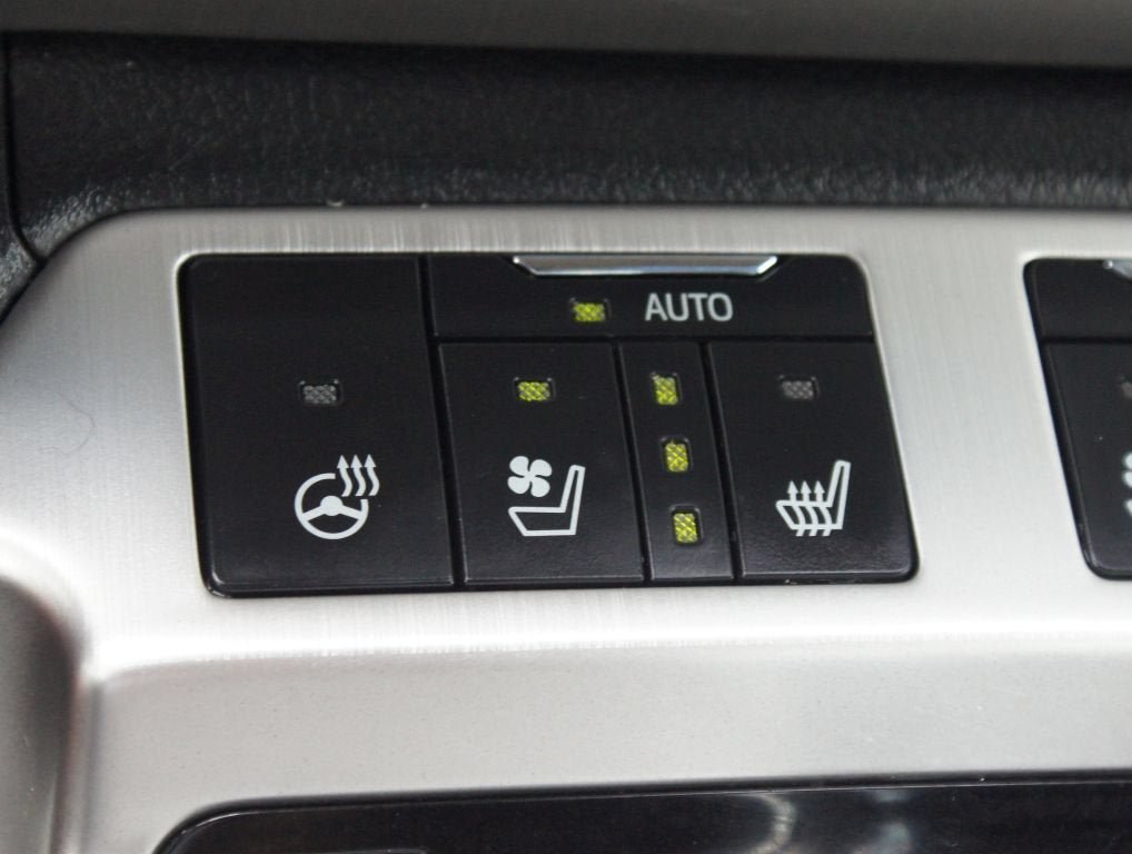 Used 2019 Toyota Land Cruiser AWD/4WD image 9