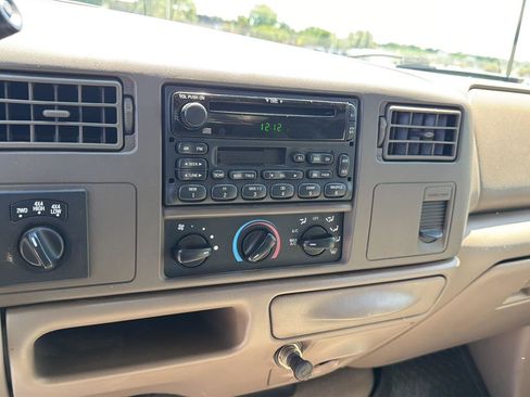 Used 2001 Ford F350 XLT AWD/4WD image 13