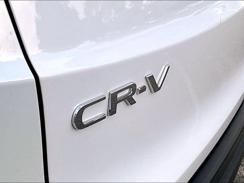 Used 2024 Honda CR-V LX image 24