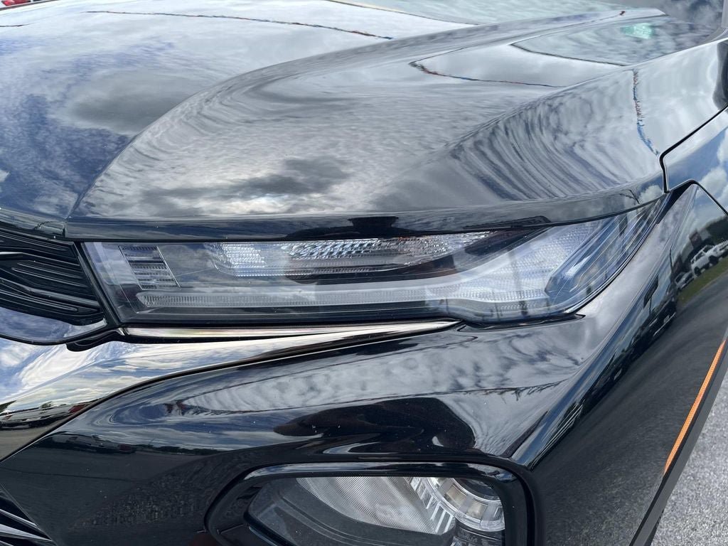 Used 2022 Chevrolet TrailBlazer RS w/ Sun and Liftgate Package FWD image 9