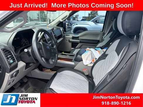 Used 2018 Ford F150 XLT w/ Equipment Group 302A Luxury AWD/4WD image 10