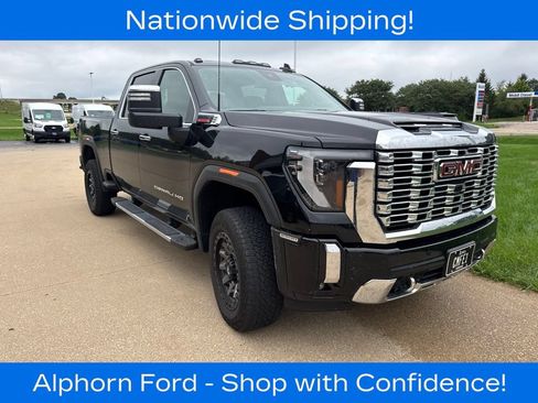Used 2024 GMC Sierra 2500 Denali AWD/4WD image 1