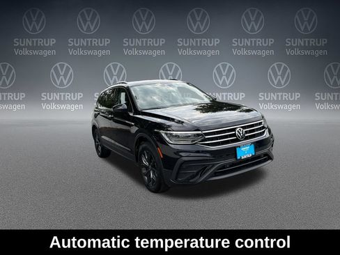Used 2023 Volkswagen Tiguan SE FWD image 9