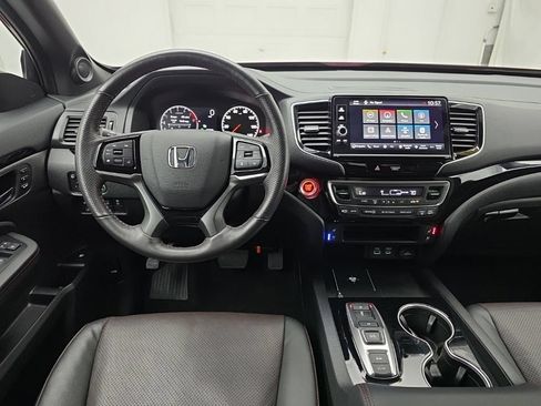 Used 2025 Honda Ridgeline Black Edition image 17