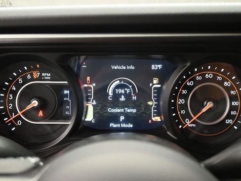 New 2025 Jeep Gladiator Sport image 2