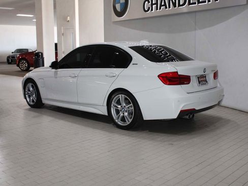 Used 2018 BMW 330e w/ M Sport Package image 5