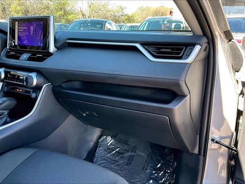 Used 2024 Toyota RAV4 LE image 18